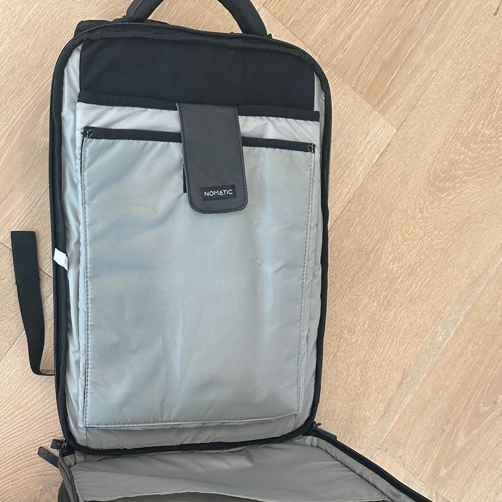 Nomatic Black Men's Travel Pack Backpack 20L Tech Techie Carry-On - Picture 6 of 10